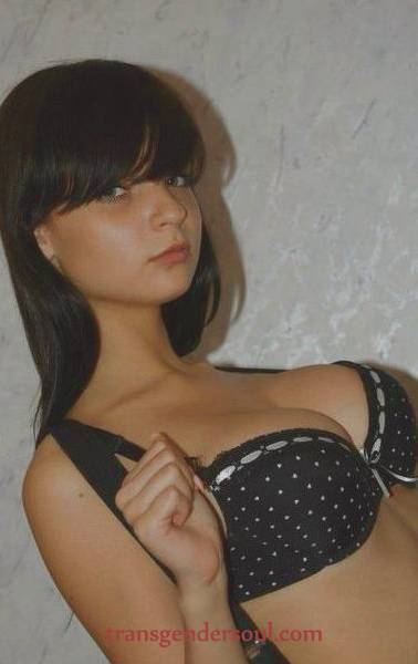 Single boys in Covington: Noelyse sexy girl, 19 year
